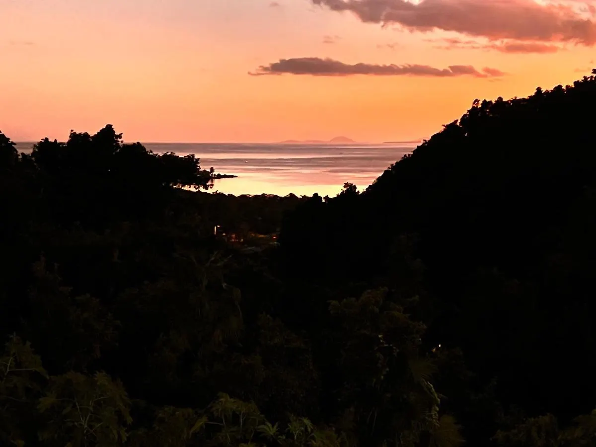 La Voile Grise - Villa De Charme - Sea View 르 고지에 과달루프